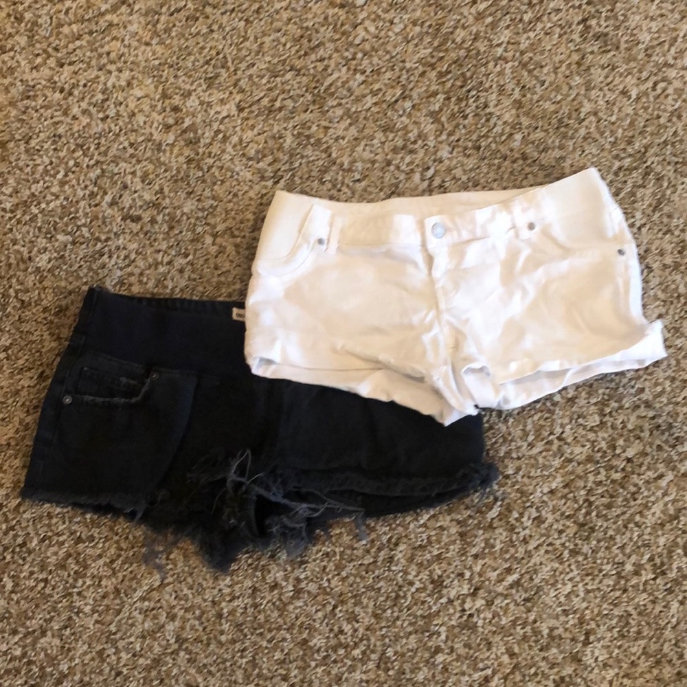 Maternity shorts bundle